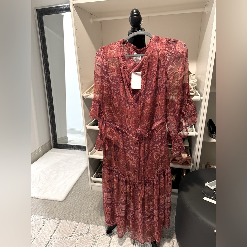 Nwt Misa Los Angeles dress. Never worn. Beautiful cut and light weight